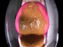 Pink pantyhose are used by Betty Parlour to poo.